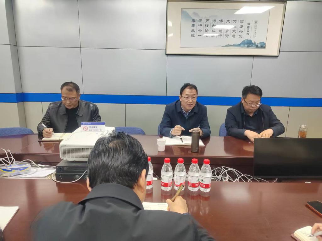 校领导莅临网络信息中心调研学工系统信息化建设工作